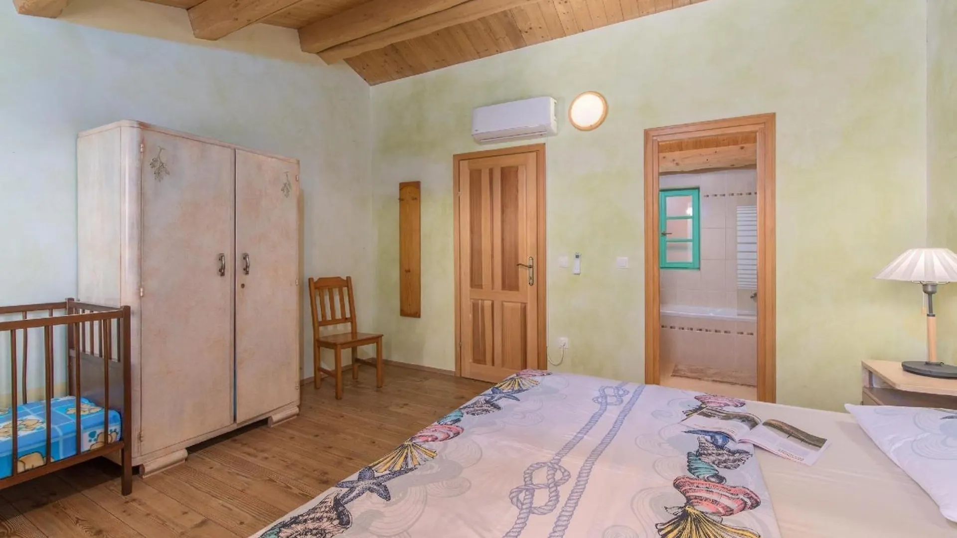 Holiday home Ferienhaus In Sisan Mit Grill, Terrasse Und Garten
